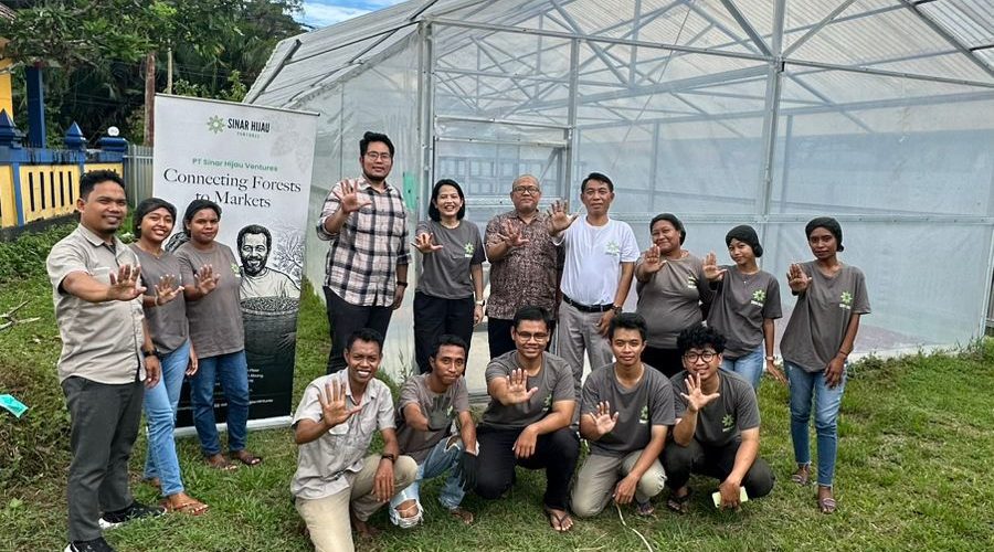 Together we build stronger post harvest systems, fairer market access, and sustainable spice livelihoods that protect forests while strengthening local economies.